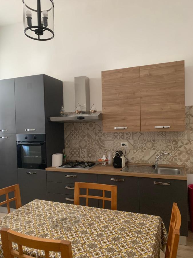 "Casa Sole" Appartement Catánia Buitenkant foto